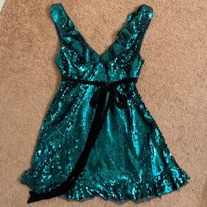 Sparkles green dress